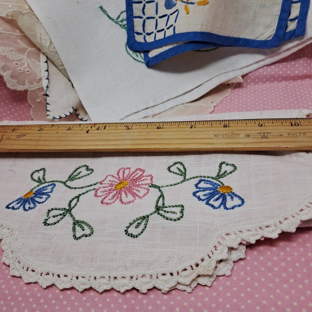 Vintage Embroidered Linens Lot 9 Pieces Hand‎ Stitched Floral Kitchen Decor - Picture 9 of 11